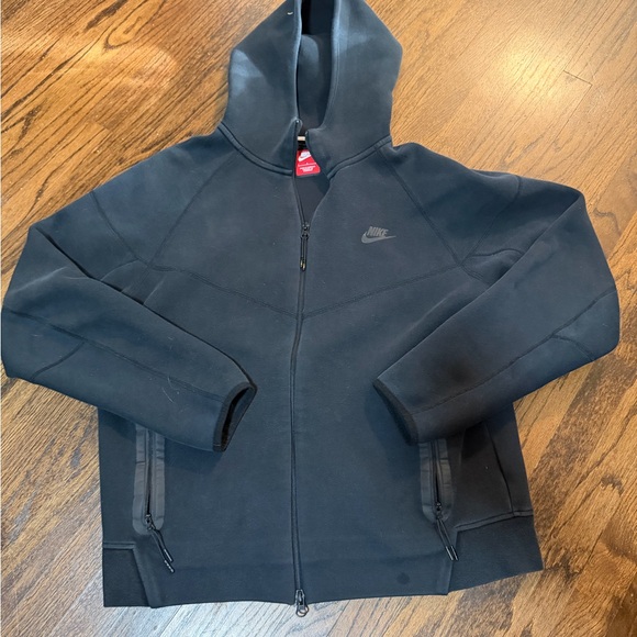 Nike Men's Black Full-Zip Hooded Jacket - Picture 5 of 10